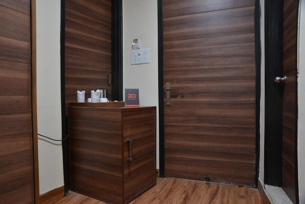 Geetika Galaxy Hotel กานปูร์ ภายนอก รูปภาพ